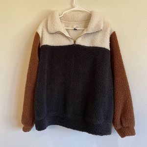 Universal Threads Sherpa Sweater